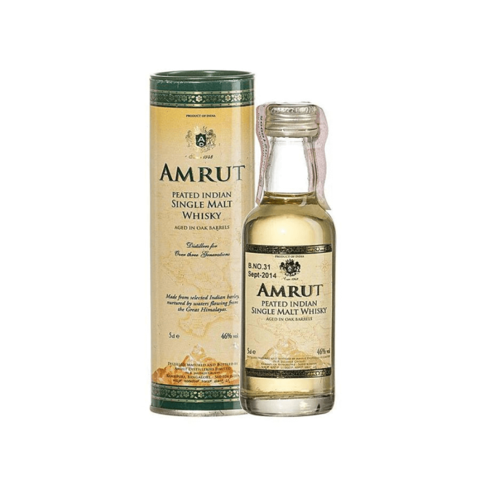 AMRUT PEATED INDIAN SINGLE MALT WHISKY 0,05L + PUSZKA (MINI)