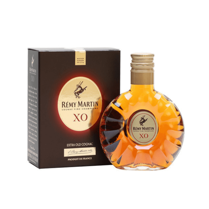 REMY MARTIN XO 0,05L + KARTONIK (MINI)