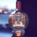 CHRISTMAS GLOBE GIN LIQUEUR SPICED ORANGE & CRANBERRY 0,7L - PODŚWIETLANA BUTELKA