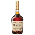 HENNESSY V.S. COGNAC 0,7L + 2 SZKLANKI EOY