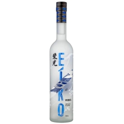 EIKO JAPANESE VODKA 0,7L KRYSTALICZNIE CZYSTA WÓDKA Z WYSPY HOKKAIDO Z MOTYWEM SAMURAIÓW