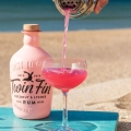 TWIN FIN COCONUT AND LYCHEE RUM 0,7L
