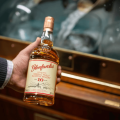 GLENFARCLAS 10YO WHISKY SINGLE MALT 0,7L + OPAKOWANIE KLASYCZNA SZKOCKA WHISKY Z RODZINNEJ DESTYLARNI