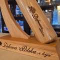 DĘBOWA POLSKA BASEBALL Z PODSTAWKĄ VODKA 0,5L POLSKA CZYSTA WÓDKA W BUTELCE INSPIROWANEJ SPORTEM