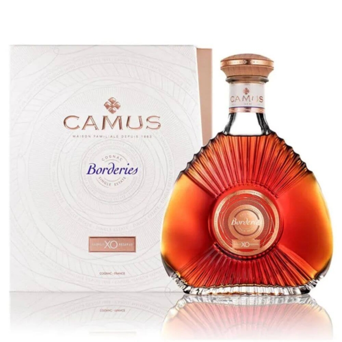 CAMUS XO BORDERIES FAMILY RESERVE COGNAC 0,7L + OPAKOWANIE