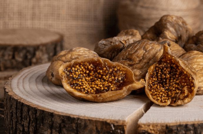 Ararat Ani 7YO – pomarańcze, wanilia i aromatyczne dodatki